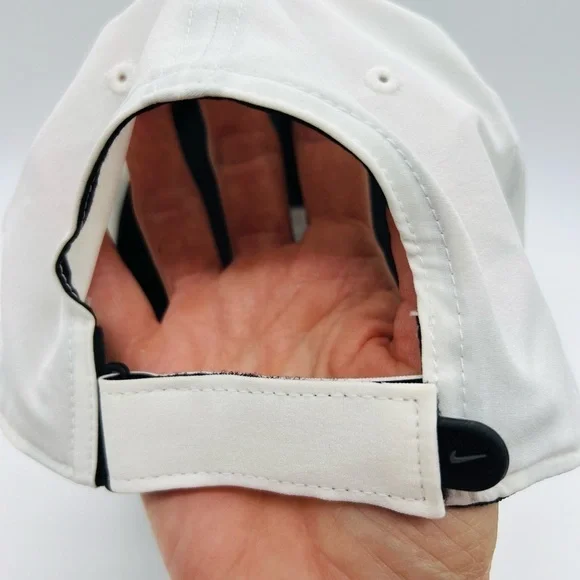 NIKE LEGACY 91 ATHLETIC HAT WHITE AND GRAY WITH OCTOPUS EMBROIDERED ON FRONT - Picture 11 of 12